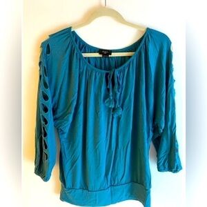 ⭐️ANTHROPOLOGIE Deletta Cut Out Sleeve Top